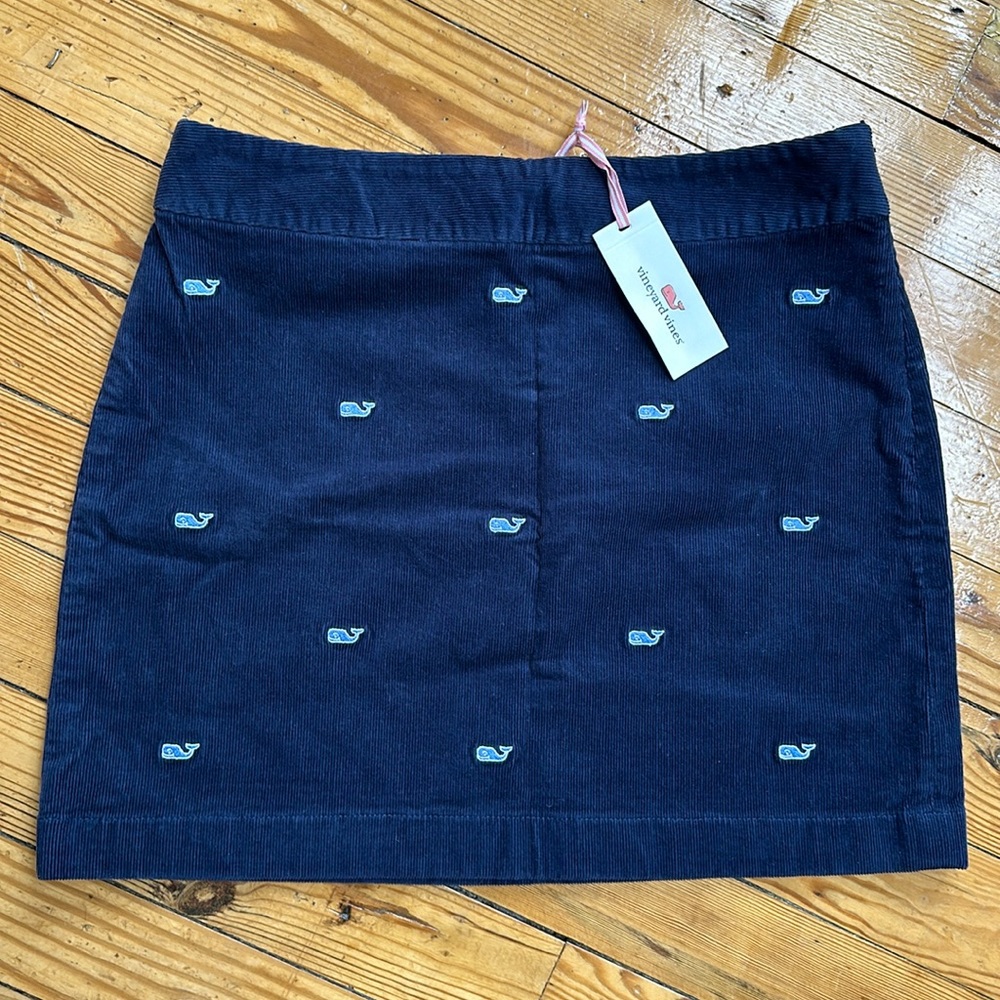 VINEYARD VINES Navy Womens 6